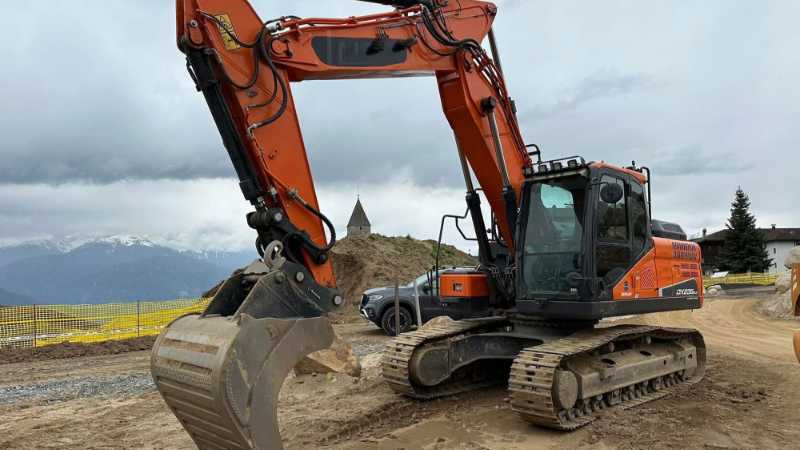 OmecoHub - DOOSAN DX235NLC-5